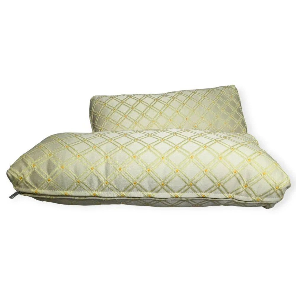 Vintage White & Yellow Pair of Long Rectangle Accent Pillows w/Removeable Covers